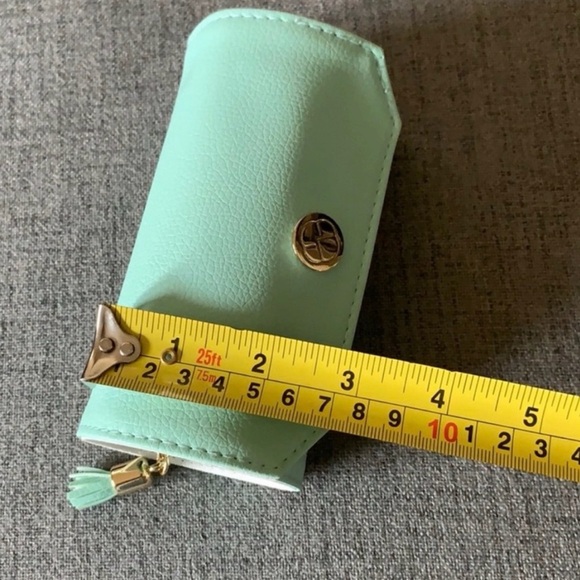 Vegan Leather Mint Green Travel Jewelry Organizer Compact Roll Up Case NWOT - Picture 16 of 17